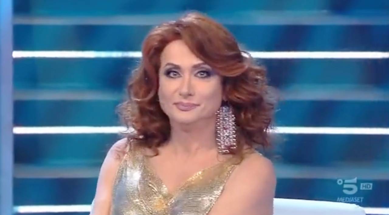 Nouvelle ligne éditoriale pour L'Isola dei Famosi : Vladimir Luxuria a son mot à dire et révèle quelle tâche il aura cette année