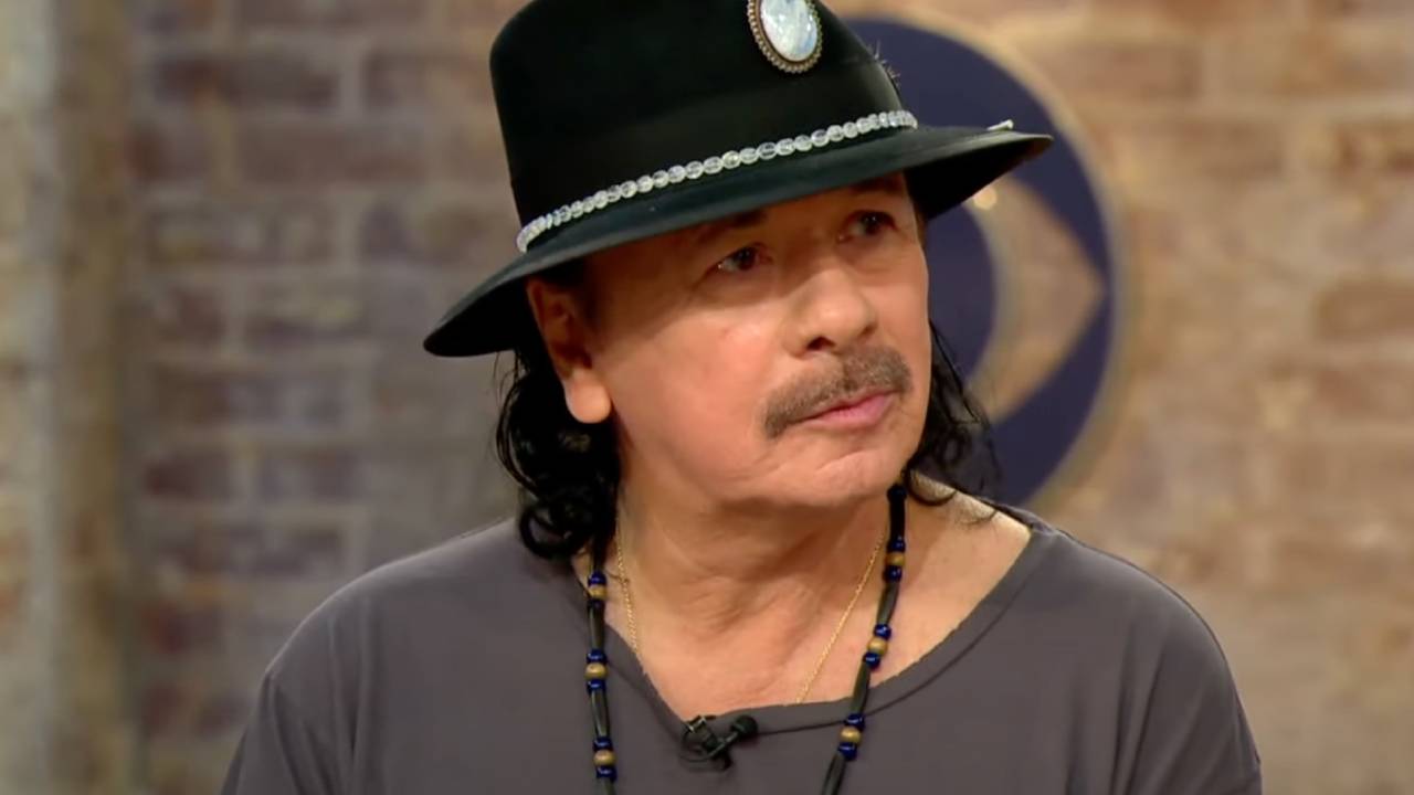 Carlos Santana et le discours transphobe fou lors d'un concert : "Etes-vous des femmes ou des hommes !"