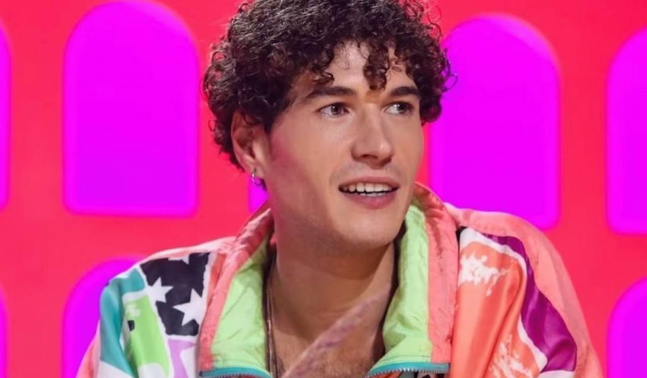 Giancarlo Commare coincé dans des rôles gays ?  Sa réponse
