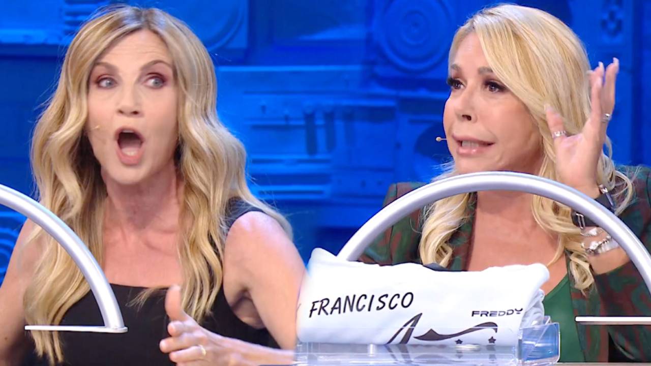 Pettinelli contre Cuccarini, la dispute éclate chez Amici : "Abandonnez, arrêtez d'être un bienfaiteur !"