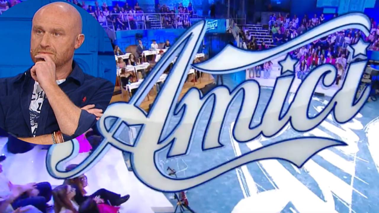 Un ancien professeur d'Amici abat Zerbi, un chanteur est d'accord : "Honte"