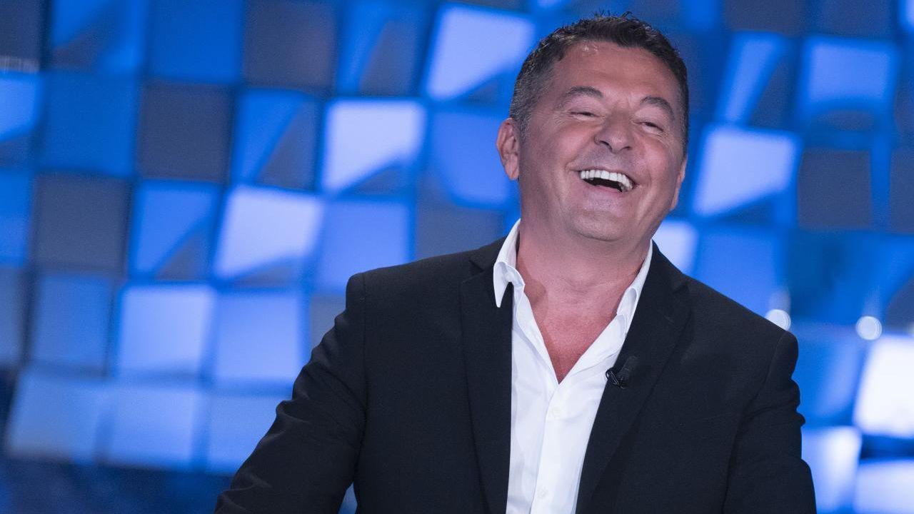 Teo Mammucari est fiancé : qui est la mystérieuse fille