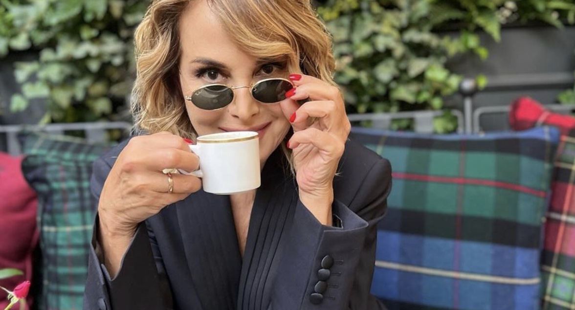 Barbara d'Urso libérée de son contrat avec Mediaset, ses premiers pas