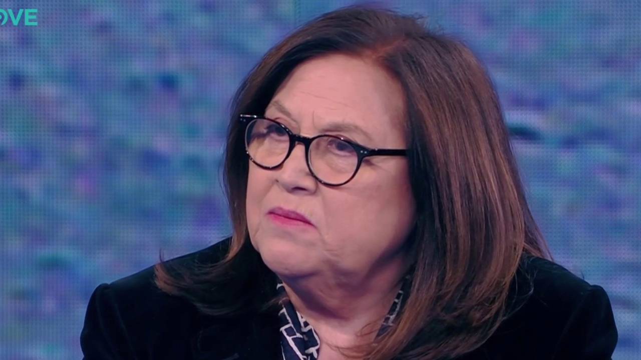 Annunziata révèle la raison du départ de Rai et surprend Meloni