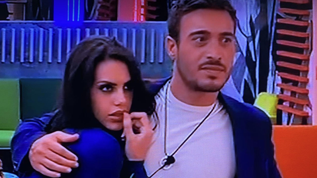 Antonella et Antonino auraient flirté une nuit après le GFVip