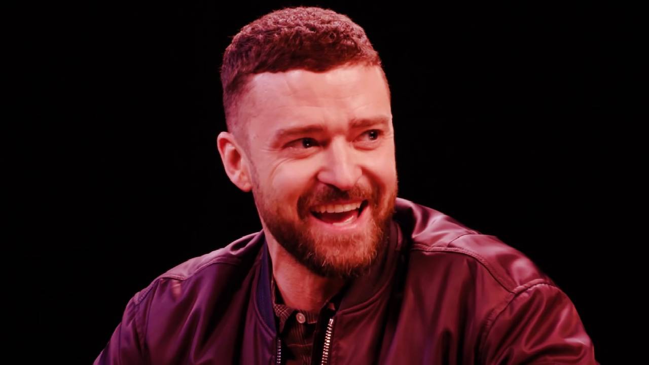 Justin Timberlake chante le nouveau single 'Selfish' et présente l'album