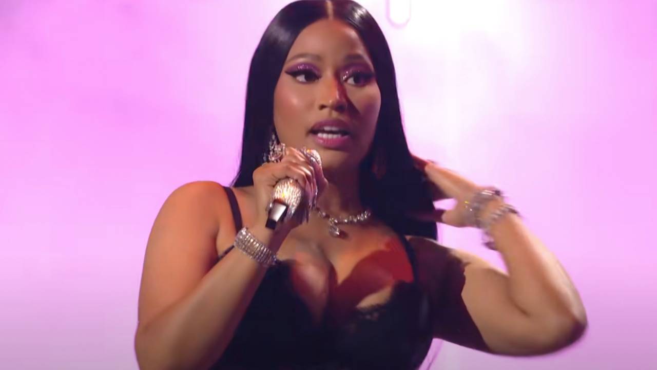 Nicki Minaj interrompt une performance : « Je n'aime pas mon tube !  Je ne le chanterai plus"