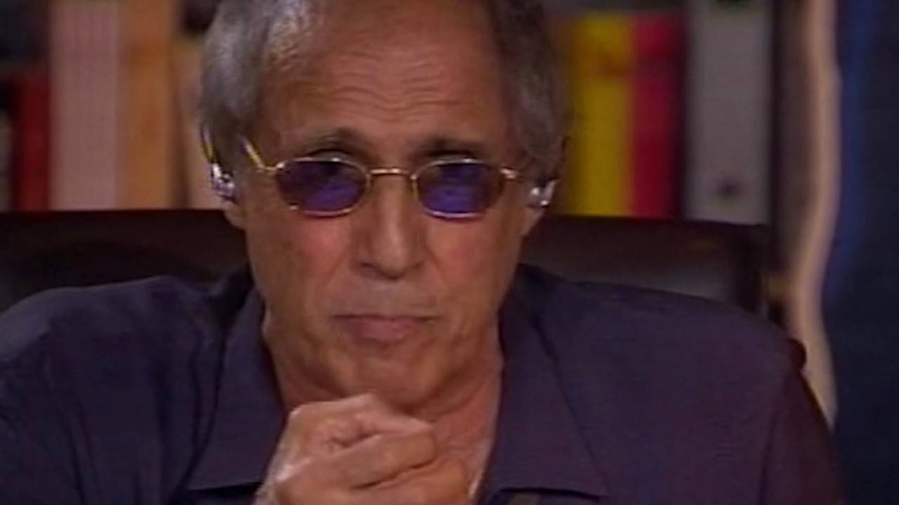 Adriano Celentano fan d'une chanteuse de Sanremo : « Fou de ses chansons »