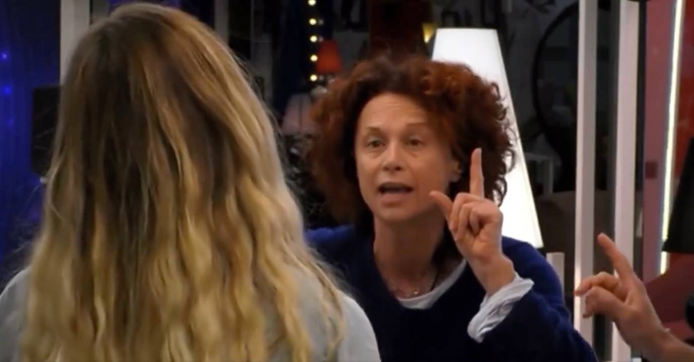 Anita et Giuseppe à Béatrice : « Si Vittorio est parti, c'est de ta faute ».  Mais ils l'ont tous deux nommé