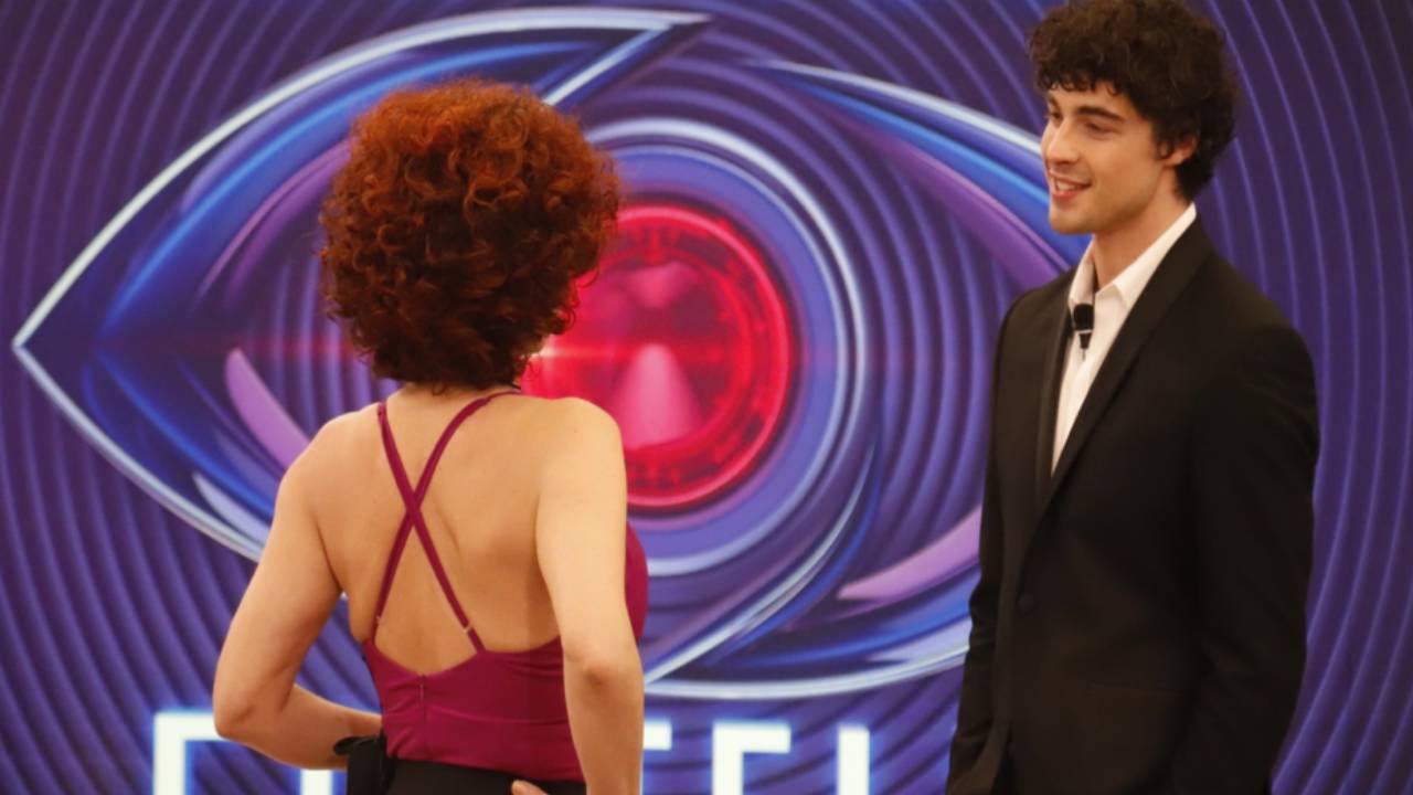 La prophétie de Béatrice, maintenant Vittorio est d'accord avec elle : l'ancien gieffino admet son erreur