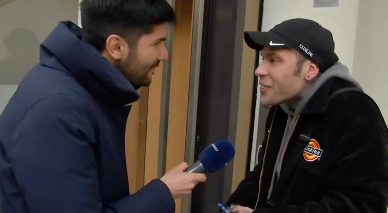 Le 5 après-midi, il arrive à Fedez : "Y a-t-il un espoir qu'elle puisse se remettre avec Chiara ?"