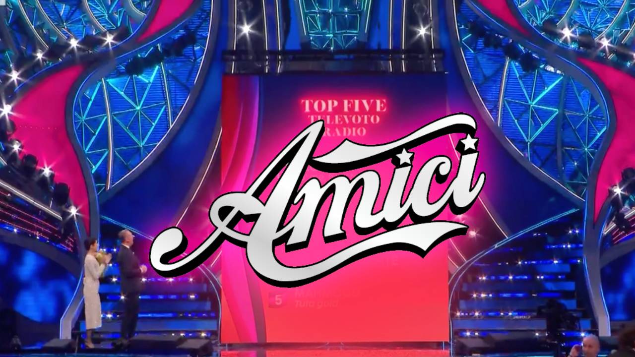 Le professeur d'Amici critique le classement de Sanremo (et pas seulement) : "Comme c'est triste !"
