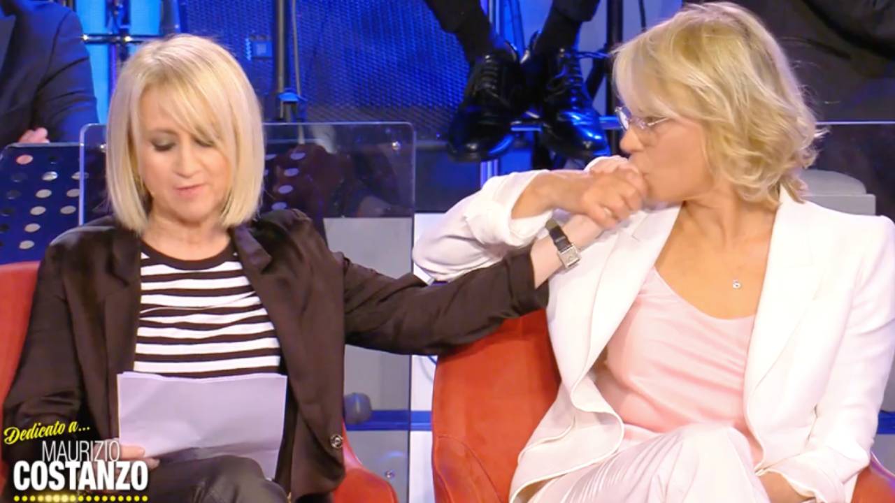Luciana Littizzetto émeut Maria De Filippi : la lettre pour Costanzo