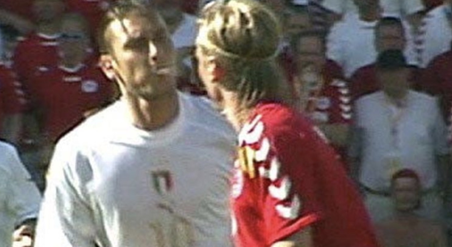 Totti a voulu cracher au visage de Dagospia, leur réponse