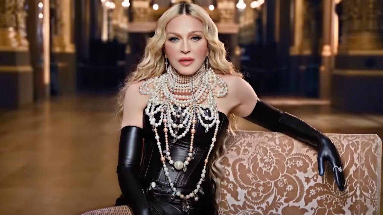 "Vieux à qui ?!"  Madonna répond à ceux qui l'insultent à cause de son âge