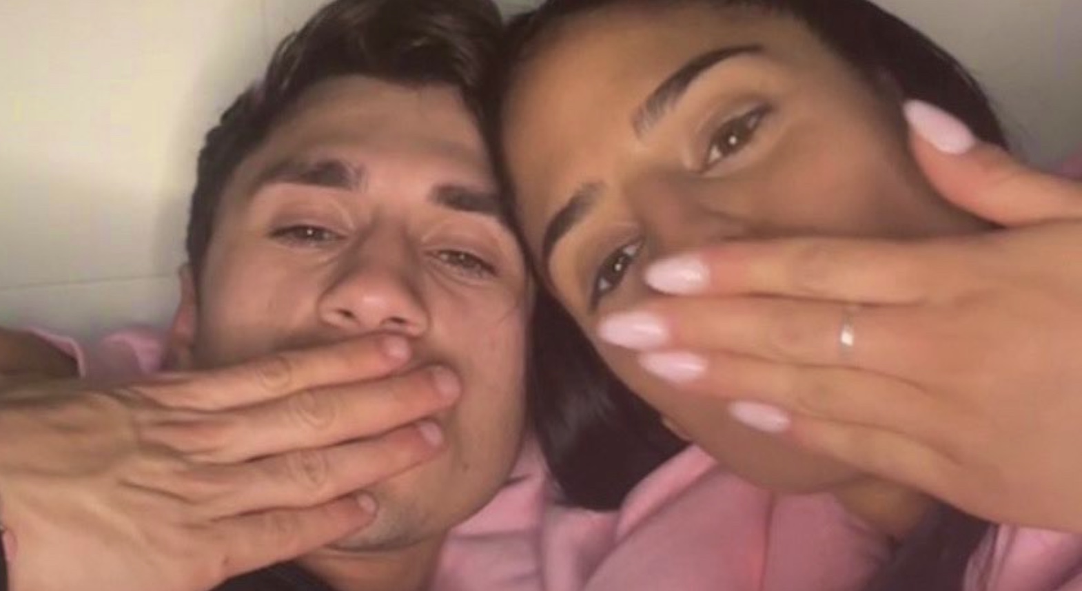 Mirko et Perla révèlent en direct ce qu'il adviendra du tatouage dédié à Greta