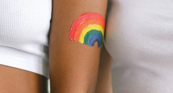 pisa omofobia trans