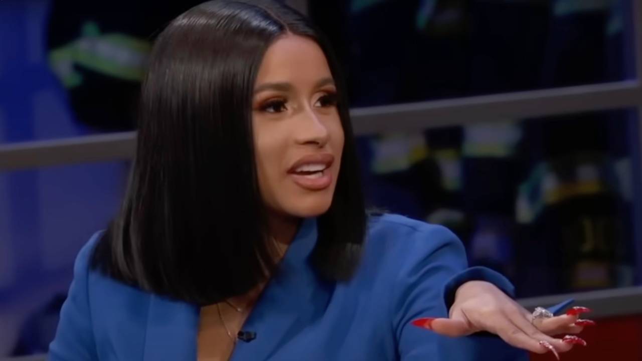 Cardi B s'improvise psychologue : "Tout le monde ne naît pas gay, c'est ainsi que beaucoup le deviennent"