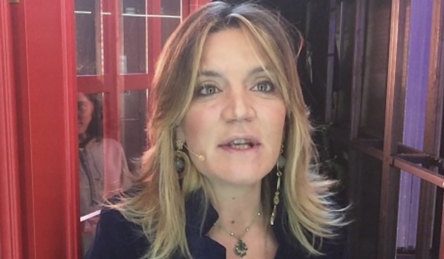 Patrizia Groppelli : la plainte la plus surréaliste reçue et l'influenceur qui a mis la main sur elle